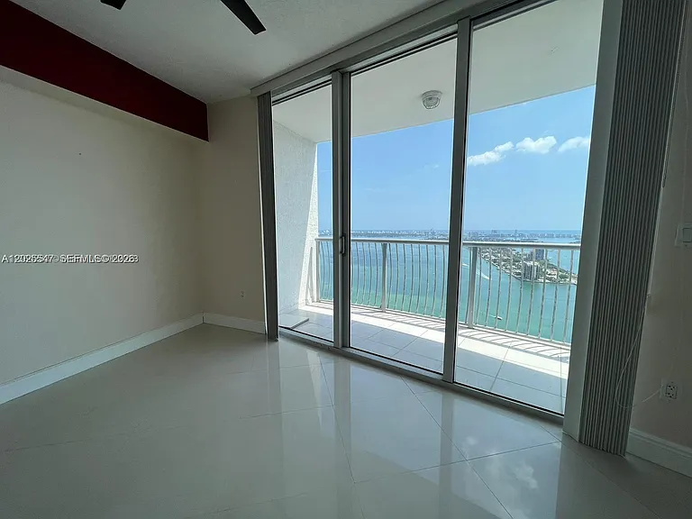 1750 N Bayshore Dr #4502 — Photo 3