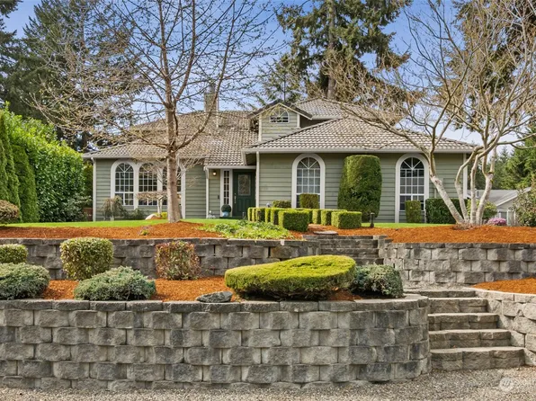 5620 71st Avenue Ct W, University Place, WA 98467