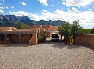 15 Tierra Madre Rd, Placitas, NM 87043
