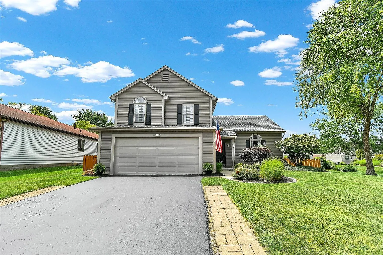 55 Butterfield Ln photo 1