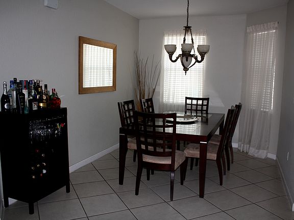 4th image of 7535 NW 113th Ct