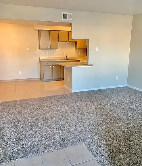 Villa Nueva Apartments — Photo 27