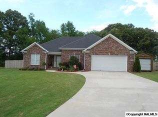 225 Alder Ridge Dr, New Market, AL 35761