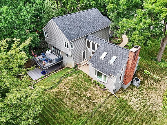 4th image of 11104 Littlefield