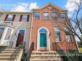 6640 Roderick Loop, Gainesville, VA 20155