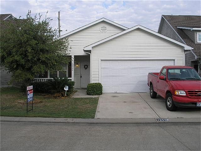 1st image of 10006 Date Meadow Ln