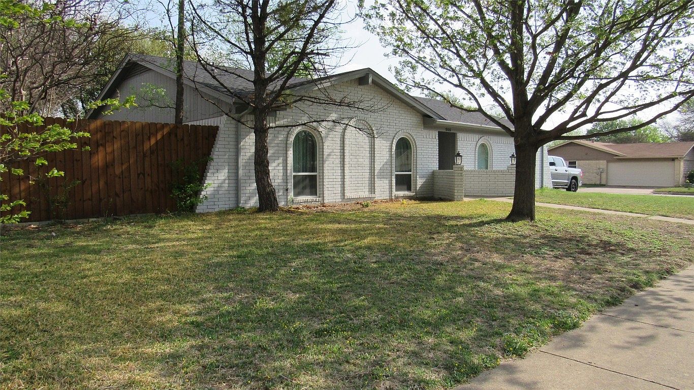 500 Park Center Blvd, Saginaw, TX 76179 Zillow