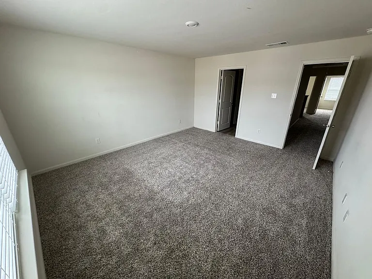 315 Marsh Ln — Photo 16