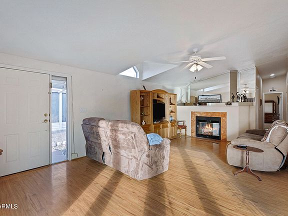 4th image of 40446 N Eagle St