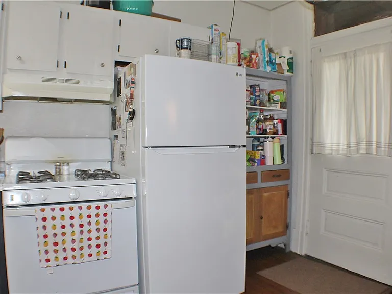 708 S Negley Ave #1 — Photo 8