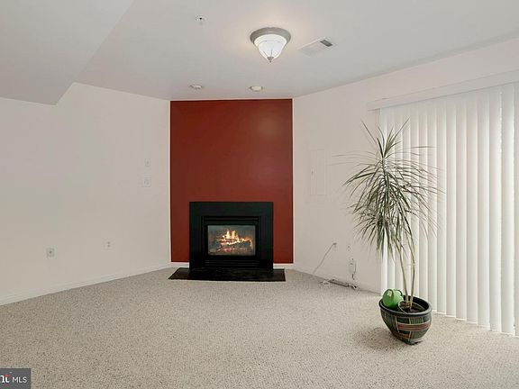 4th image of 9505 Woodyard Cir