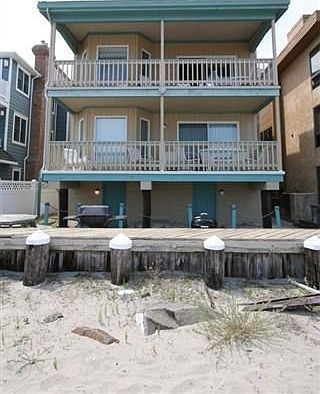 3rd image of 3606 Wesley Ave