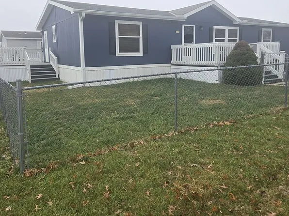 1199 E Santa Fe St #336, Gardner, KS 66030