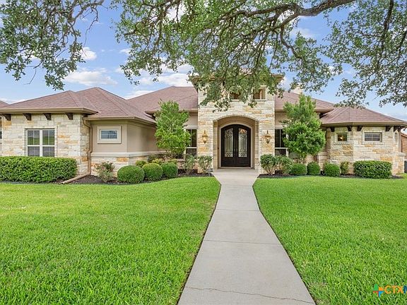 3rd image of 2125 Balcones Pl