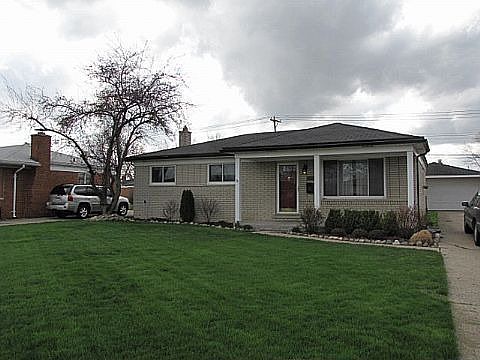 2nd image of 33827 Cornelissen Dr