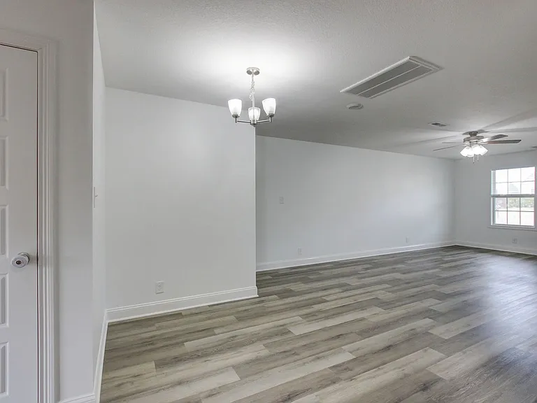 702 Ellie Nat Dr — Photo 50