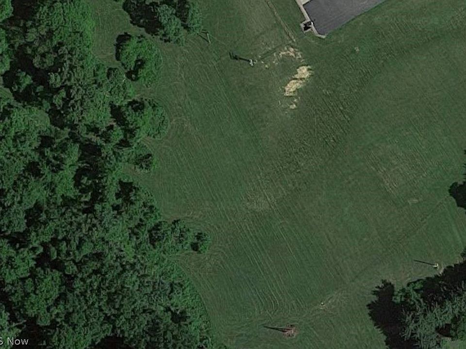 1st image of 68670 Harris Rd
