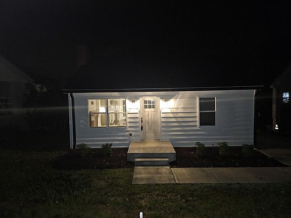 4th image of 137 Beaumont Ave