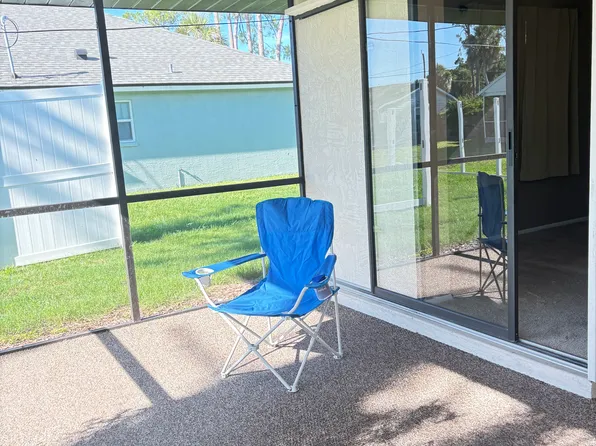 2607 Fiesta Dr #B, Venice, FL 34293