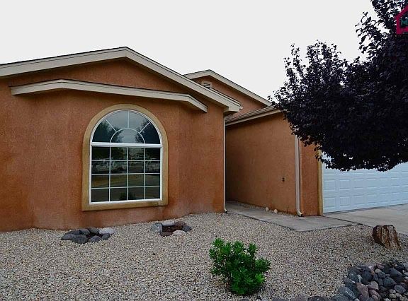 2nd image of 5084 Galina Dr
