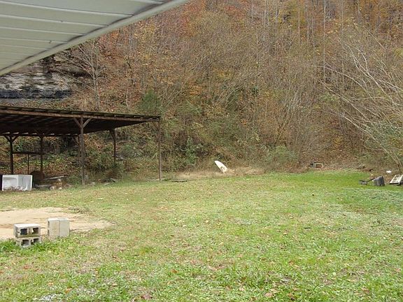3rd image of 68 White Oak Dr