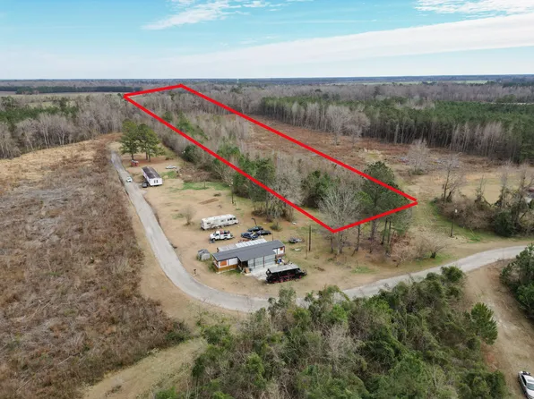 1 Pedegree Ln #D, Santee, SC 29142