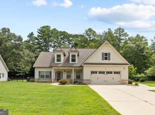 5006 Guthrie Cemetery Rd, Loganville, GA 30052