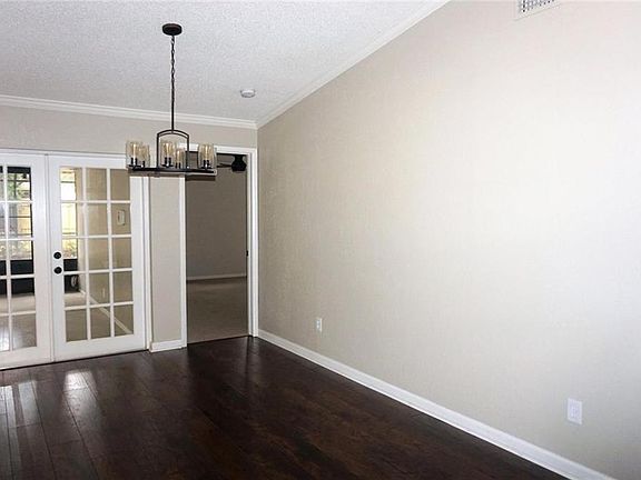 5th image of 1503 Long Pond Dr