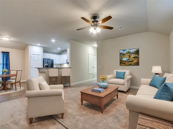 312 SW 4th Pl, Newcastle, OK 73065