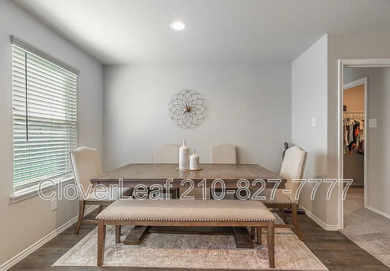 227 Stevens Smt — Photo 21