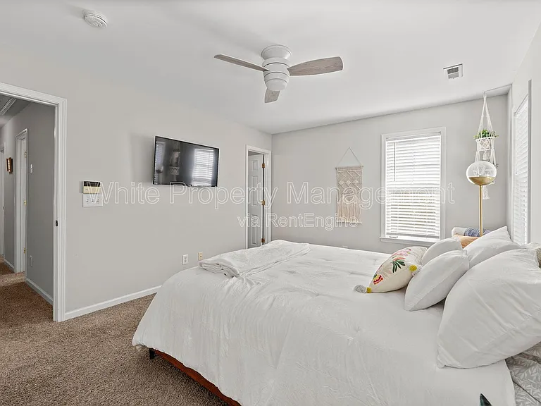 11339 Dundarrach Ln — Photo 20
