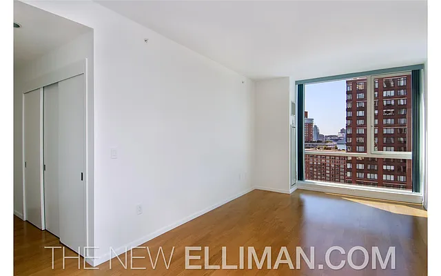 Rented by Douglas Elliman | media 4