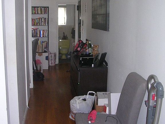 3rd image of 209 E 81st St #5FS