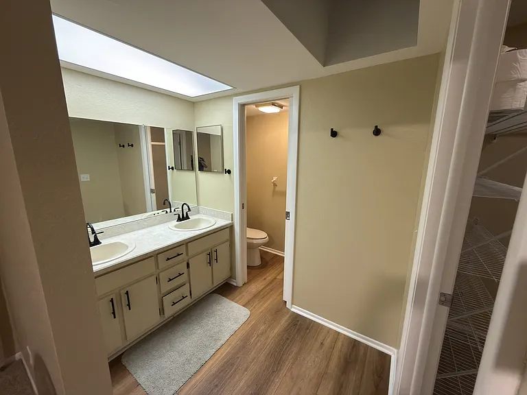 5707 Foxlake Dr #8 — Photo 6