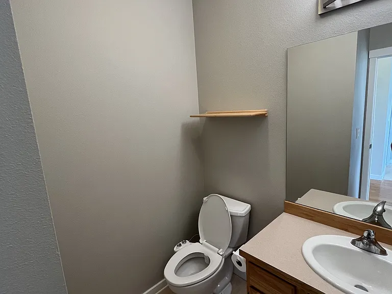 1341 Colony Ct — Photo 11