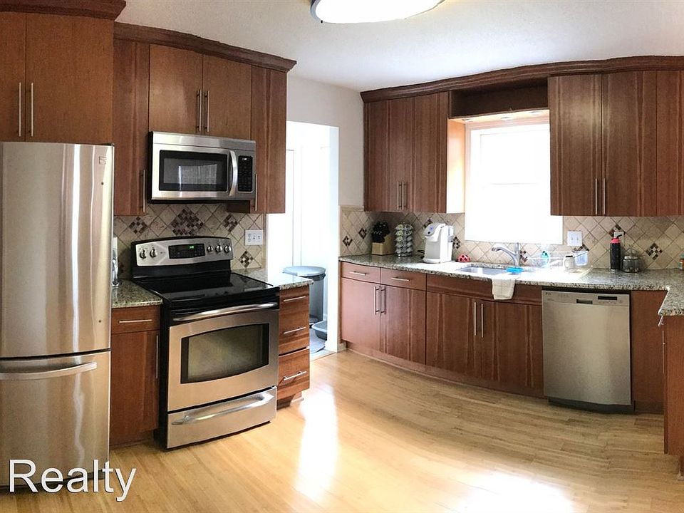 1st image of 505 Saddle Shoals Dr