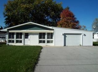 111 Douglas Dr, Sandusky, OH