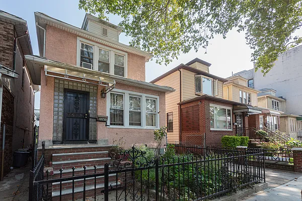 Sold by Keller Williams Realty Landmark | media 2