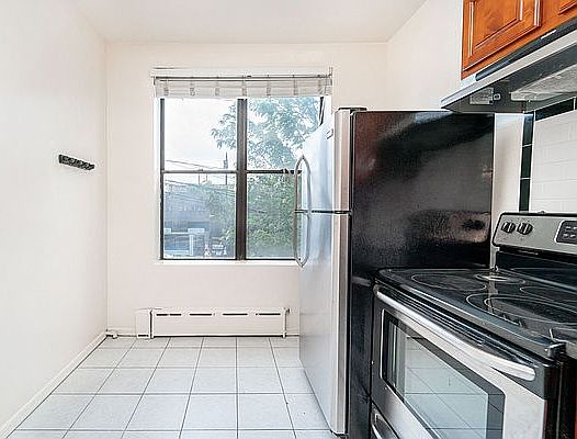 2nd image of 29-09 Ditmars Blvd #2A