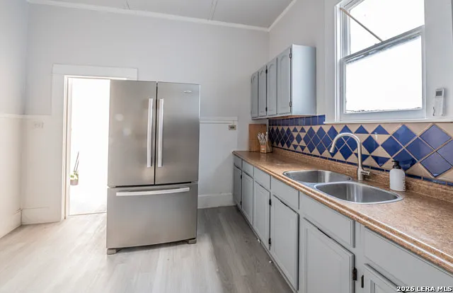 302 E Cevallos #1 — Photo 7