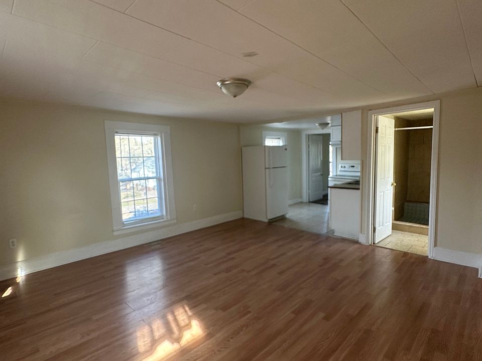 1st image of 407 Moir St #5