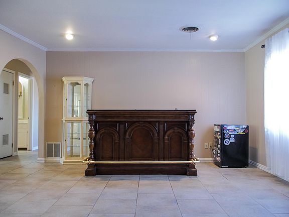 5th image of 1708 Caddo Cir