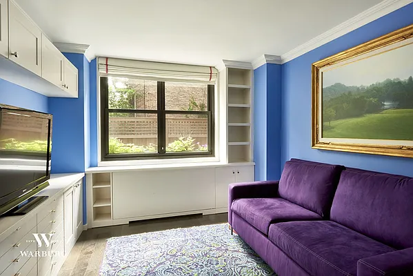 Sold by Warburg | media 5
