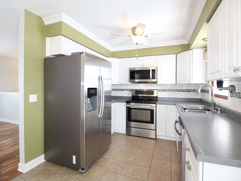 1021 Aspen Dr — Photo 6