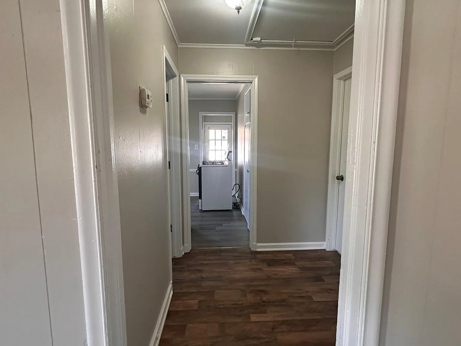 1 bed, $700 — Photo 3
