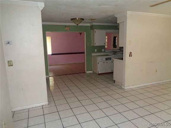 4th image of 29 N Lee St