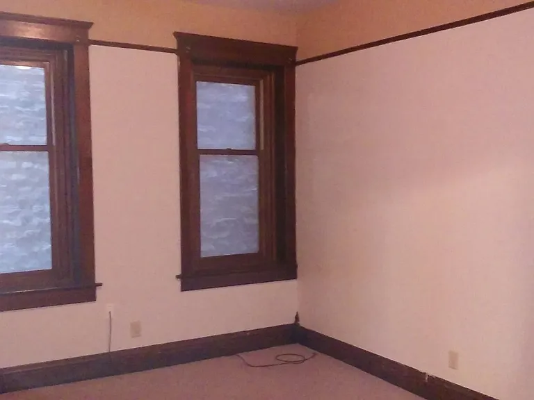 1st bedroom