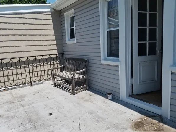 1117 East 31st Street image 7 of 15