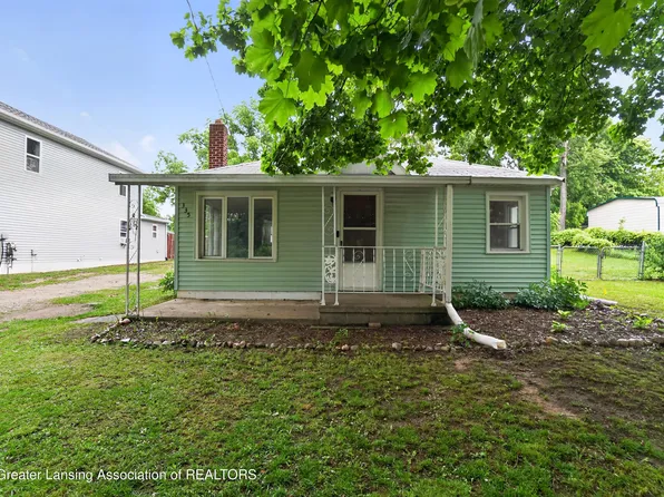 335 E Pearl St, Ovid, MI 48866