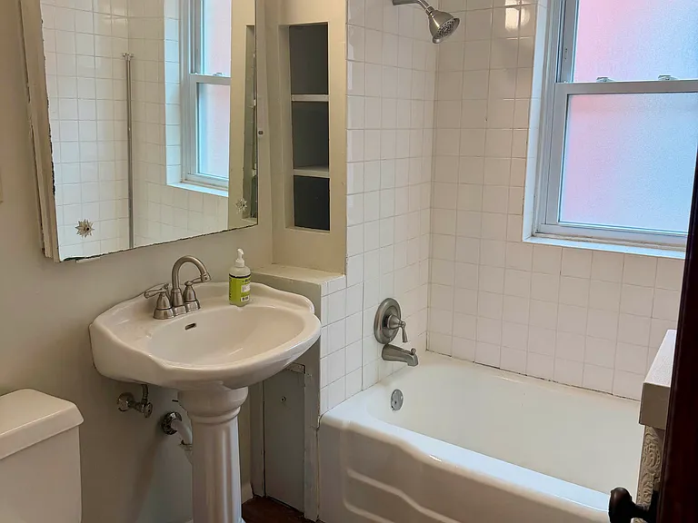 716 S Taylor Ave #1S — Photo 7